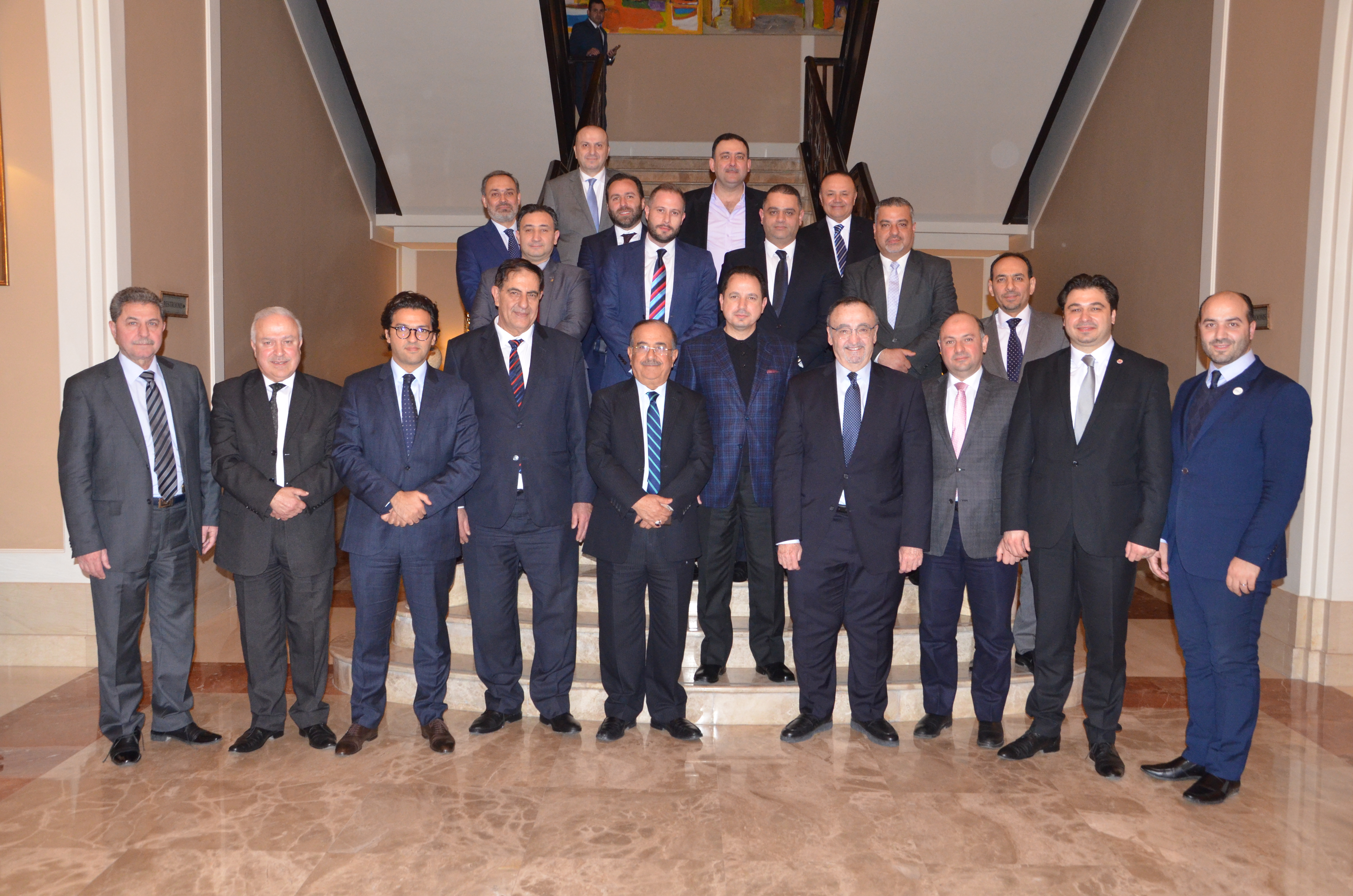 سوق دمشق للأوراق المالية تنظم عشاء عمل مع مدراء الشركات المدرجة